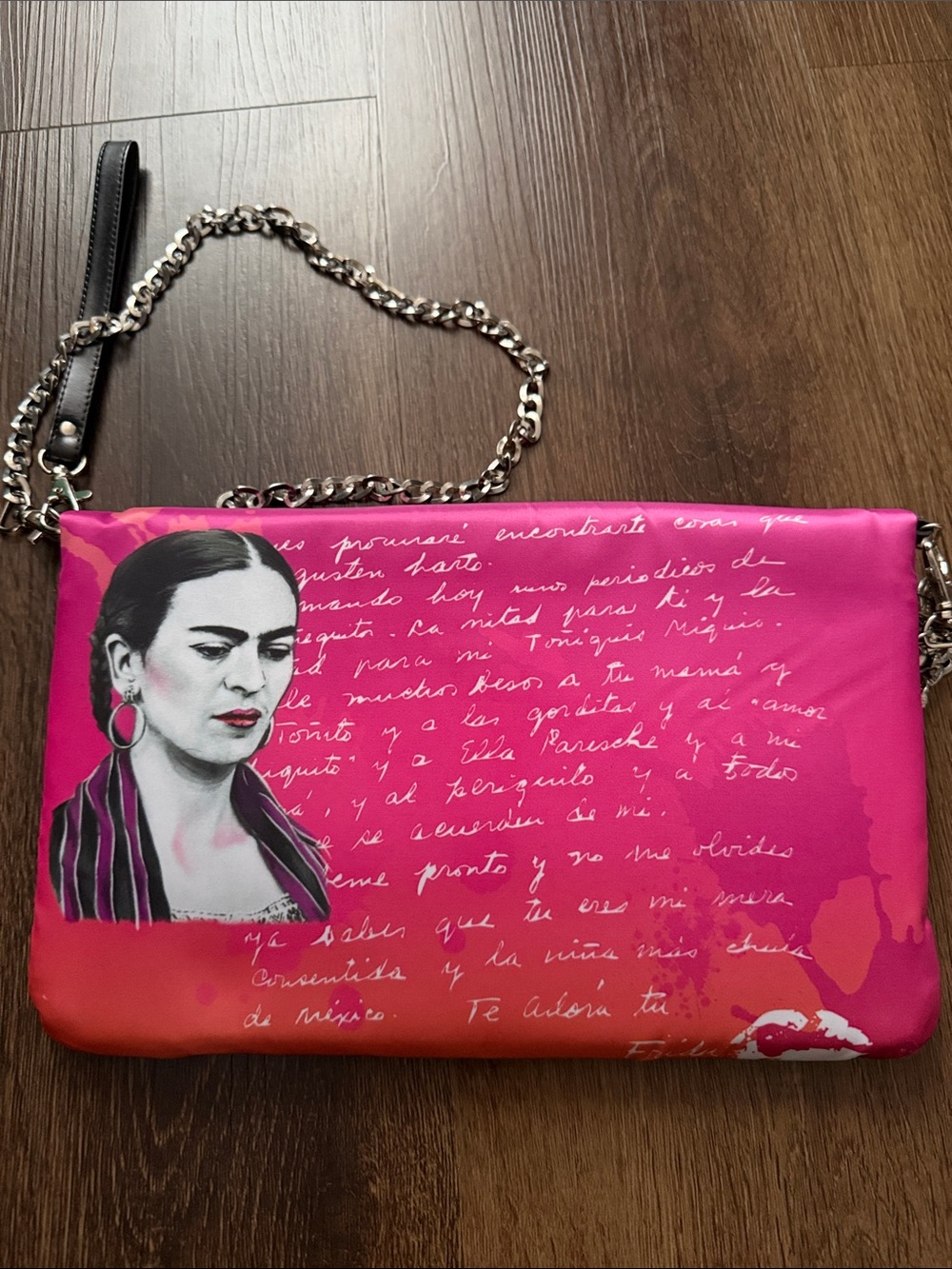 TAWI Pink Frida Kahlo Crossbody Purse Clutch W/chain